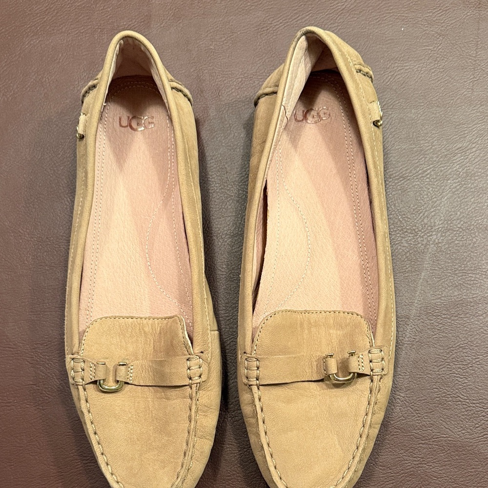 UGG Women's Moccasins in Light Brown